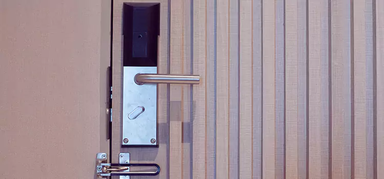 Installing a Maglock Oxford